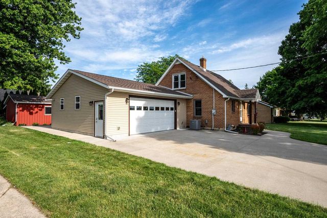 6096 Highway 73, Marshall, WI 53559