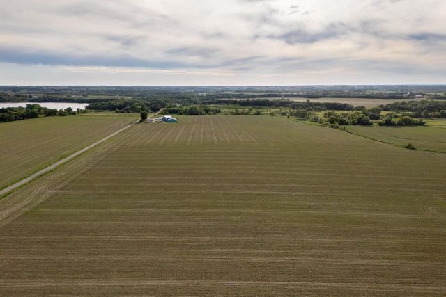 6096 Highway 73, Marshall, WI 53559