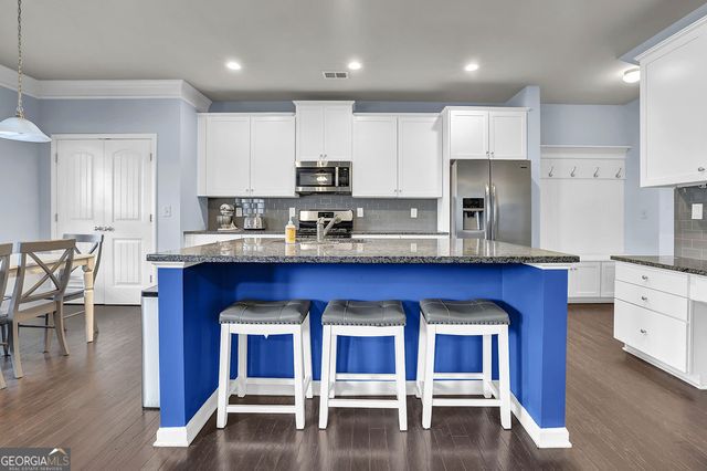 905 Habersham Court, Woodstock, GA 30188