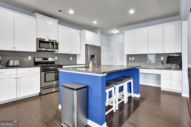 905 Habersham Court, Woodstock, GA 30188