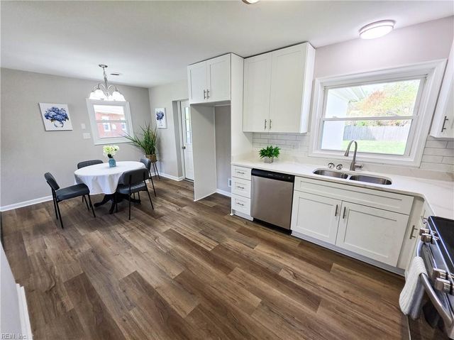 303 Dover RD, Hampton, VA 23666