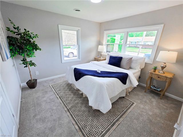 303 Dover RD, Hampton, VA 23666