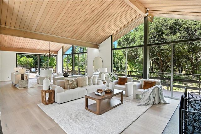 14582 Horseshoe Court, Saratoga, CA 95070