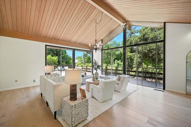 14582 Horseshoe Court, Saratoga, CA 95070