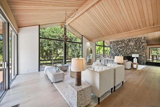 14582 Horseshoe Court, Saratoga, CA 95070