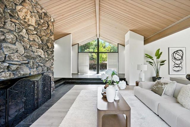 14582 Horseshoe Court, Saratoga, CA 95070