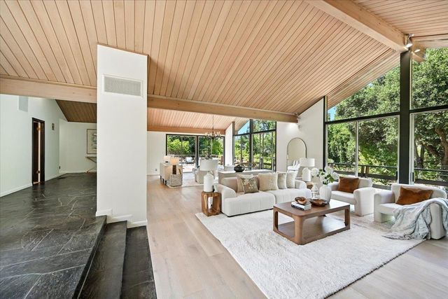 14582 Horseshoe Court, Saratoga, CA 95070