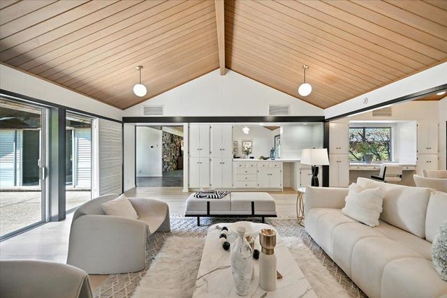 14582 Horseshoe Court, Saratoga, CA 95070