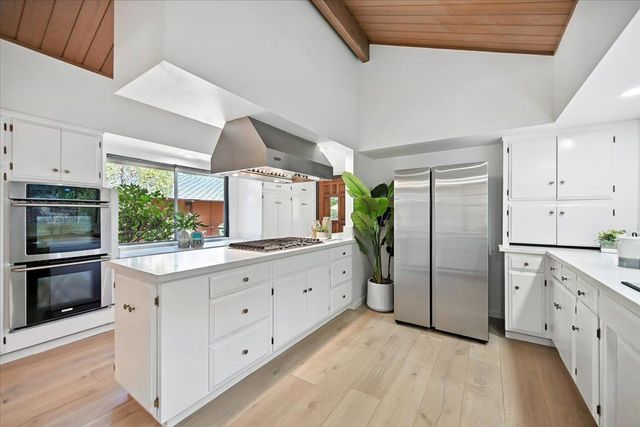 14582 Horseshoe Court, Saratoga, CA 95070