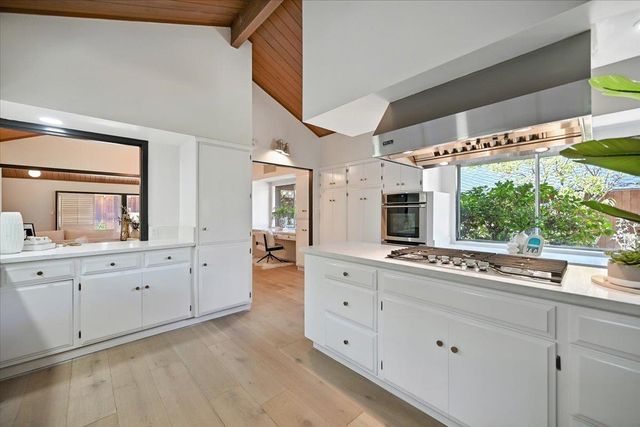 14582 Horseshoe Court, Saratoga, CA 95070