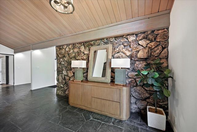 14582 Horseshoe Court, Saratoga, CA 95070