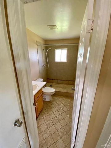 151 N Georgia Avenue, Mercedes, TX 78570