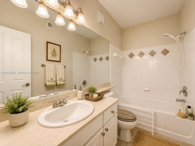125 Galicia Way 204, Jupiter, FL 33458