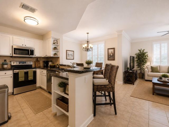 125 Galicia Way 204, Jupiter, FL 33458