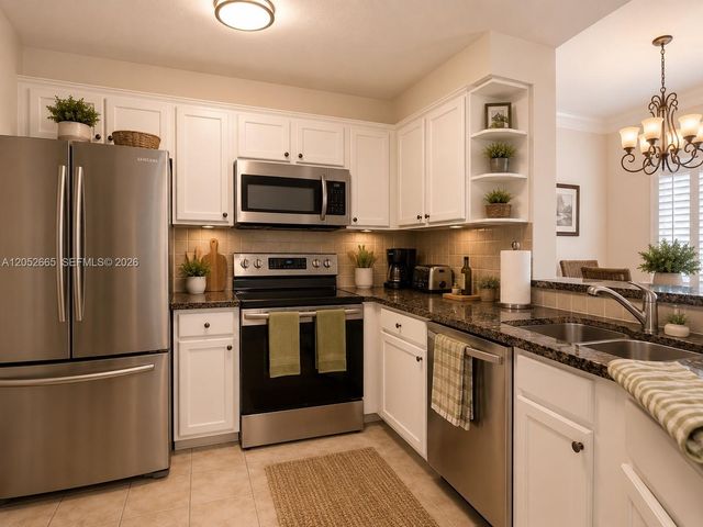 125 Galicia Way 204, Jupiter, FL 33458