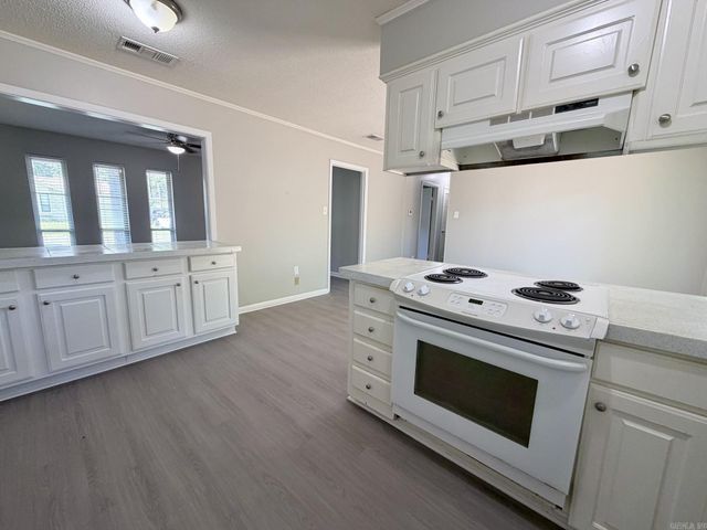 11814 Ashwood Drive, Little Rock, AR 72212