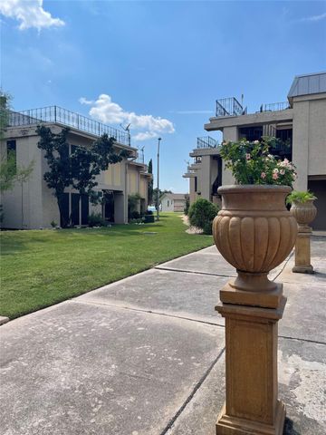 5804 Circulo DR 5E, Lago Vista, TX 78645