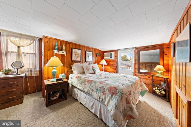 14 W SOUTH 31ST, Long Beach Township, NJ 08008