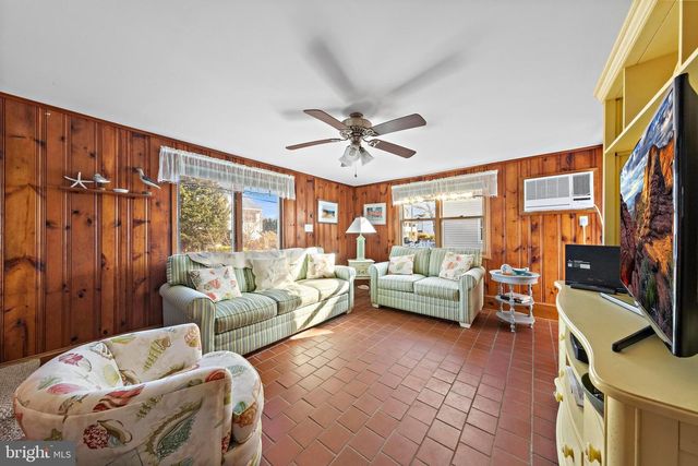 14 W SOUTH 31ST, Long Beach Township, NJ 08008