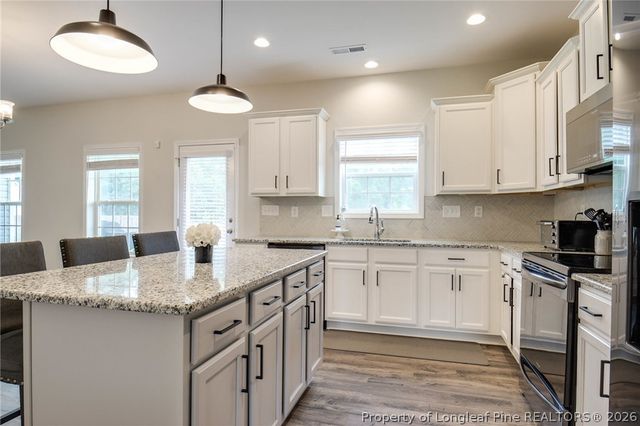 321 Gadson Drive, Hope Mills, NC 28348