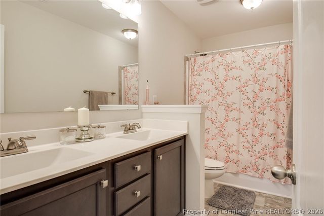 321 Gadson Drive, Hope Mills, NC 28348