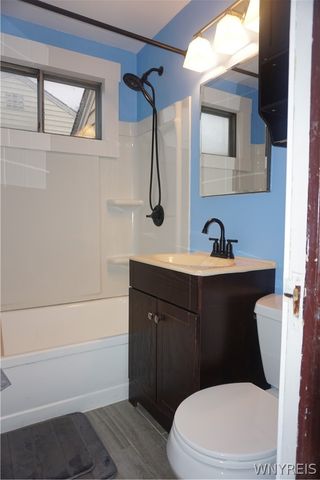 23 Starcrest Drive 21, Cheektowaga, NY 14225