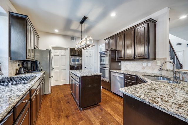 323 Gifford Drive, Coppell, TX 75019