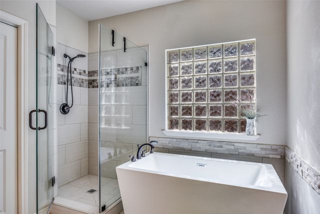 323 Gifford Drive, Coppell, TX 75019