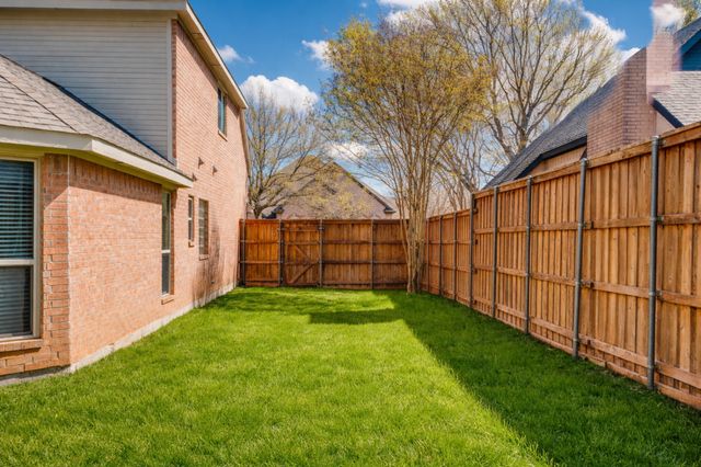 323 Gifford Drive, Coppell, TX 75019