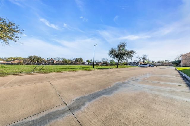 5134 Northwest Highway, Garland, TX 75043