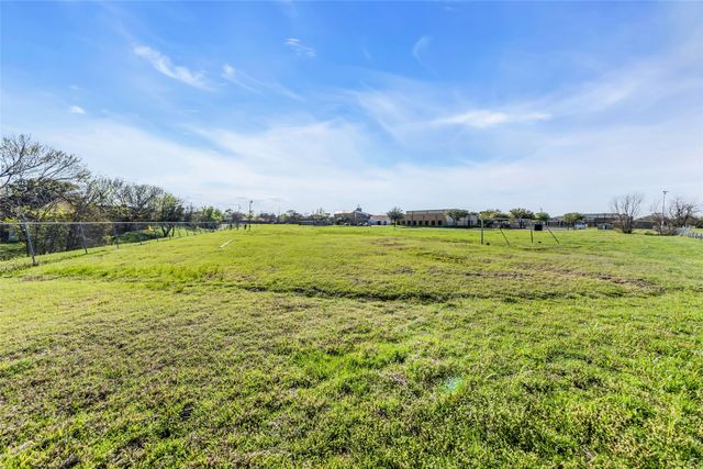 5134 Northwest Highway, Garland, TX 75043