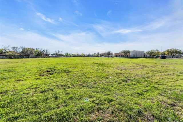 5134 Northwest Highway, Garland, TX 75043