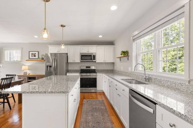 25 Craftsman Ct 25, Grafton, MA 01560