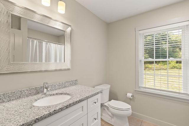 25 Craftsman Ct 25, Grafton, MA 01560