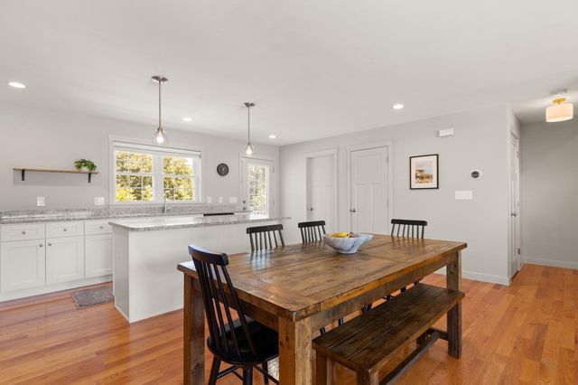 25 Craftsman Ct 25, Grafton, MA 01560