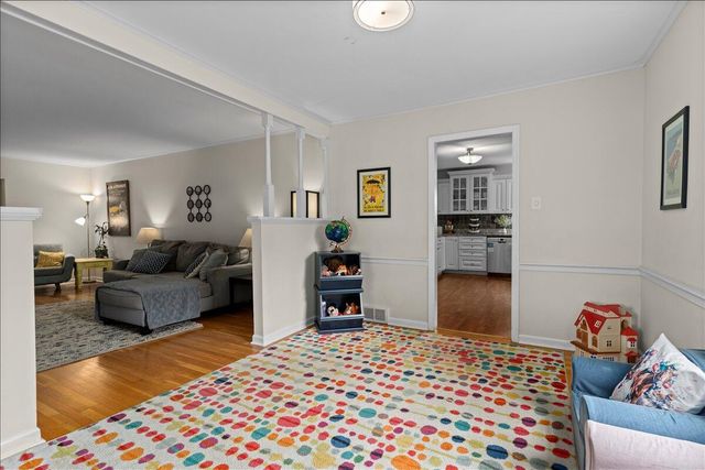 328 Leawood Drive, Lexington, KY 40502