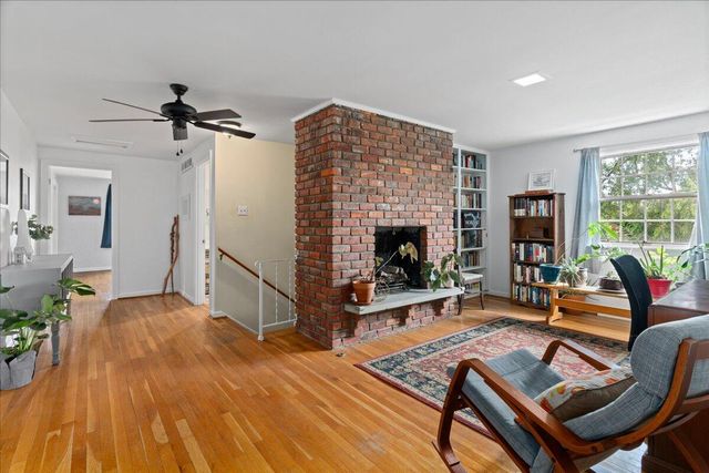 328 Leawood Drive, Lexington, KY 40502