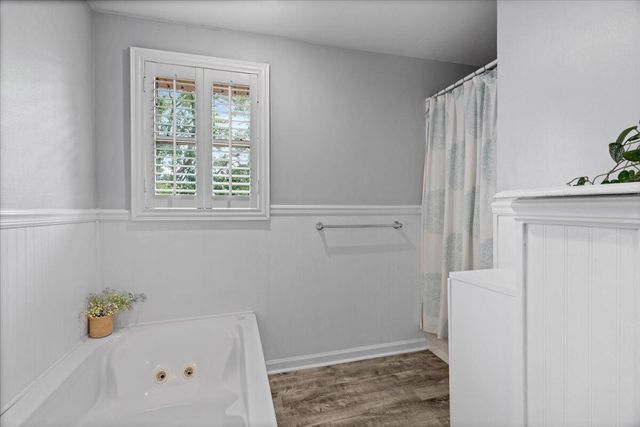 328 Leawood Drive, Lexington, KY 40502