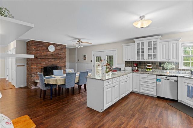 328 Leawood Drive, Lexington, KY 40502