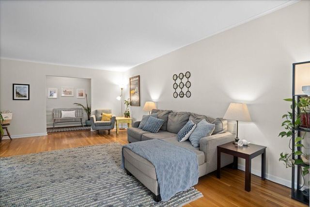 328 Leawood Drive, Lexington, KY 40502