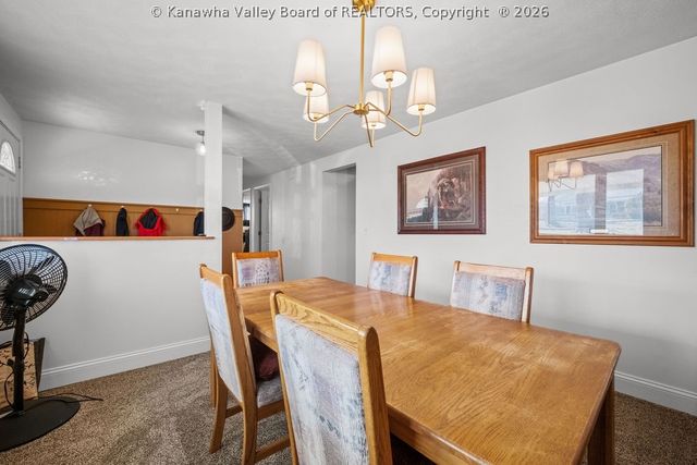 1549 Clearview Heights Road, Charleston, WV 25312