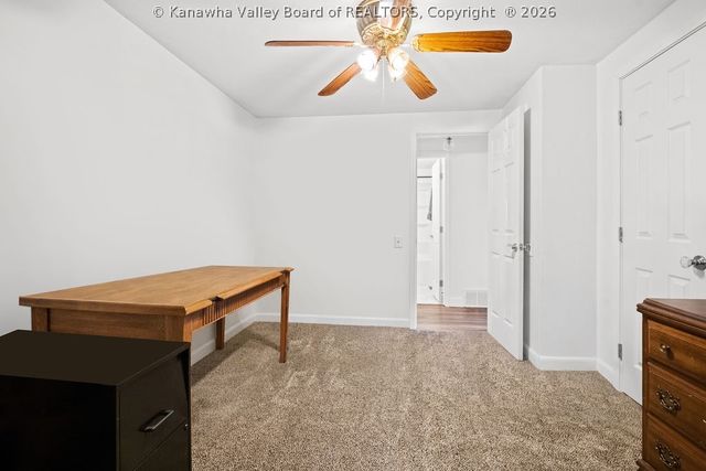 1549 Clearview Heights Road, Charleston, WV 25312