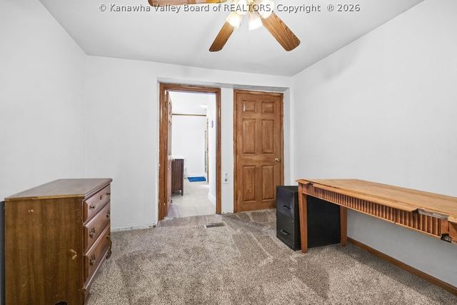 1549 Clearview Heights Road, Charleston, WV 25312