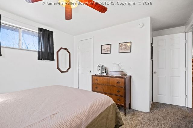 1549 Clearview Heights Road, Charleston, WV 25312