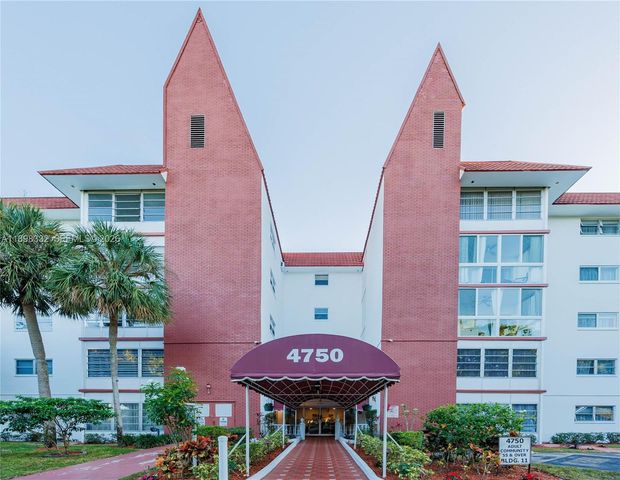 4750 NW 22nd Court 211, Lauderhill, FL 33313