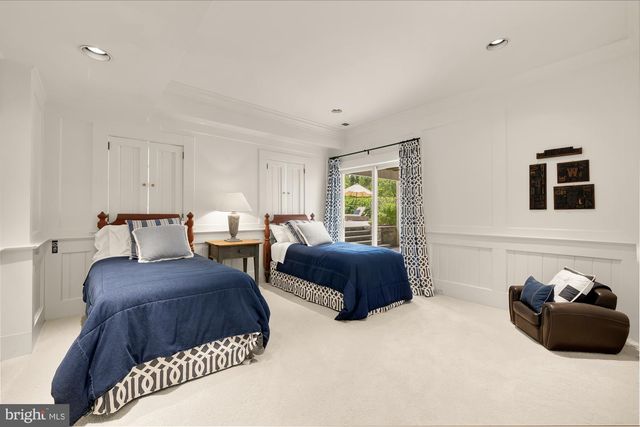 11101 PINEY MEETINGHOUSE RD, Potomac, MD 20854