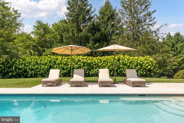 11101 PINEY MEETINGHOUSE RD, Potomac, MD 20854