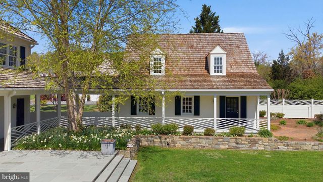 11101 PINEY MEETINGHOUSE RD, Potomac, MD 20854