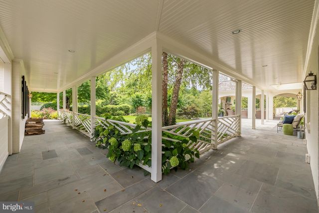 11101 PINEY MEETINGHOUSE RD, Potomac, MD 20854