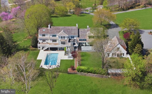 11101 PINEY MEETINGHOUSE RD, Potomac, MD 20854